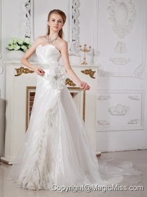 Classical A-line Sweetheart Court Train Organza Beading Wedding Dress