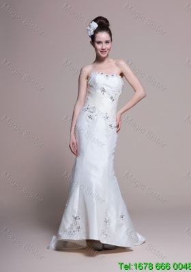 2016 Spring Perfect Strapless Brush Train Romantic Wedding Dresses with Appliques