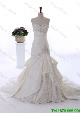 2016 Spring Perfect Made Embroidery Wedding Dresses with Court Train