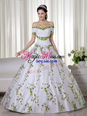 Great White Lace Up Off The Shoulder Embroidery Quince Ball Gowns Organza Short Sleeves