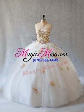 Brush Train Ball Gowns Sweet 16 Dresses White Sweetheart Tulle Sleeveless Lace Up