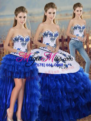 Romantic Organza Sweetheart Sleeveless Lace Up Embroidery and Ruffled Layers and Bowknot 15th Birthday Dress in Royal Blue