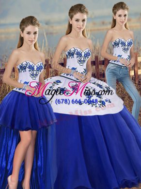 Custom Made Royal Blue Sweetheart Neckline Embroidery and Bowknot Quinceanera Gowns Sleeveless Lace Up