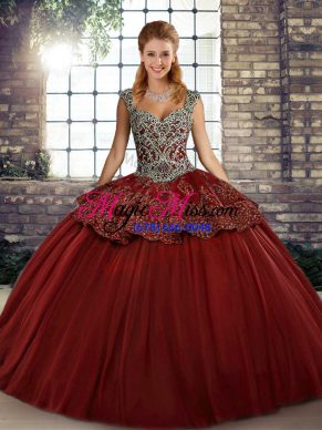 Exquisite Wine Red Ball Gowns Beading and Appliques 15 Quinceanera Dress Lace Up Tulle Sleeveless Floor Length