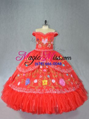 Sleeveless Satin Floor Length Lace Up 15 Quinceanera Dress in Red with Embroidery