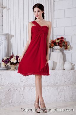 Wine Red Empire One Shoulder Prom Dress Mini-length Chiffon Ruch