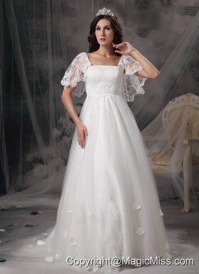 Perfect Empire Square Court Train Tulle and Lace Appliques Wedding Dress