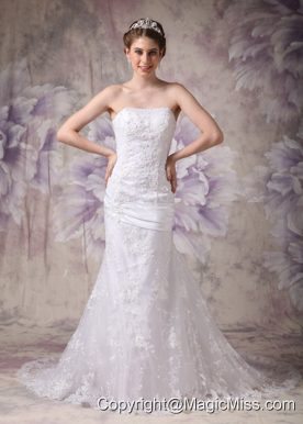 Beautiful Mermaid Strapless Court Train Lace Appliques Wedding Dress