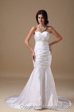 Beautiful Mermaid Sweetheart Court Train Taffeta Beading Wedding Dress