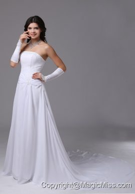 Chiffon Cheap Wedding Dress With Strapless Chapel Train In Castro Valley California