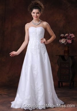 Lace Sweetheart A-Line Brush Romantic Wedding Dress With Beading