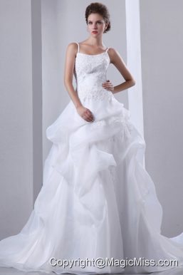 Fashionbale A-line Spaghetti Straps Court Train Taffeta and Organza Appliques With Beading Wedding Dress