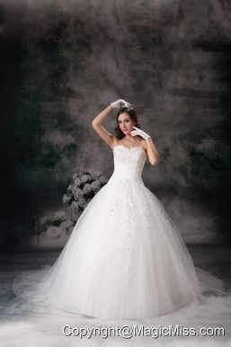 Beautiful Ball Gown Sweetheart Court Train Tulle Appliques Wedding Dress