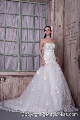 Custom Made A-line Sweetheart Court Train Taffeta and Lace Hand Made Flowers Wedding Dress