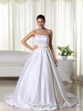 Cheap A-line Strapless Court Train Satin Wedding Dress