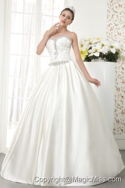 Elegant A-line / Princess Sweetheart Floor-length Satin Beading Wedding Dress