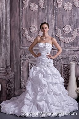 Sweet A-line / Princess Stapless Court Train Taffeta Beading Wedding Dress