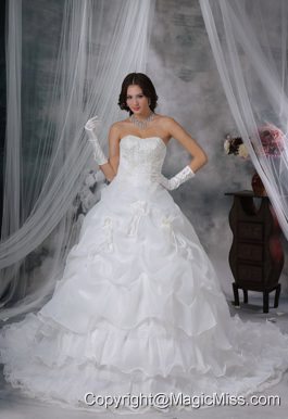 Washington Iowa Beaded and Appliques Decorate Bust Hand Made Flowers Pick-ups Organza Chapel Train Wedding Dress For 2013