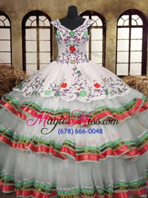 Classical Embroidery Ruffled Layers V-neck Sleeveless Lace Up Vestidos de Quinceanera Multi-color Organza