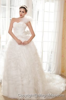 Fashionbale A-line One Shoulder Chapel Train Taffeta and Tulle Beading Wedding Dress