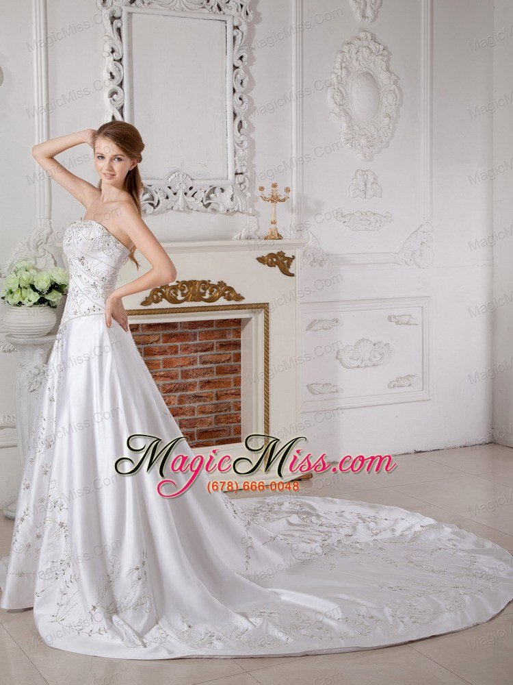 wholesale gorgeous a-line sweetheart court train satin appliques wedding dress