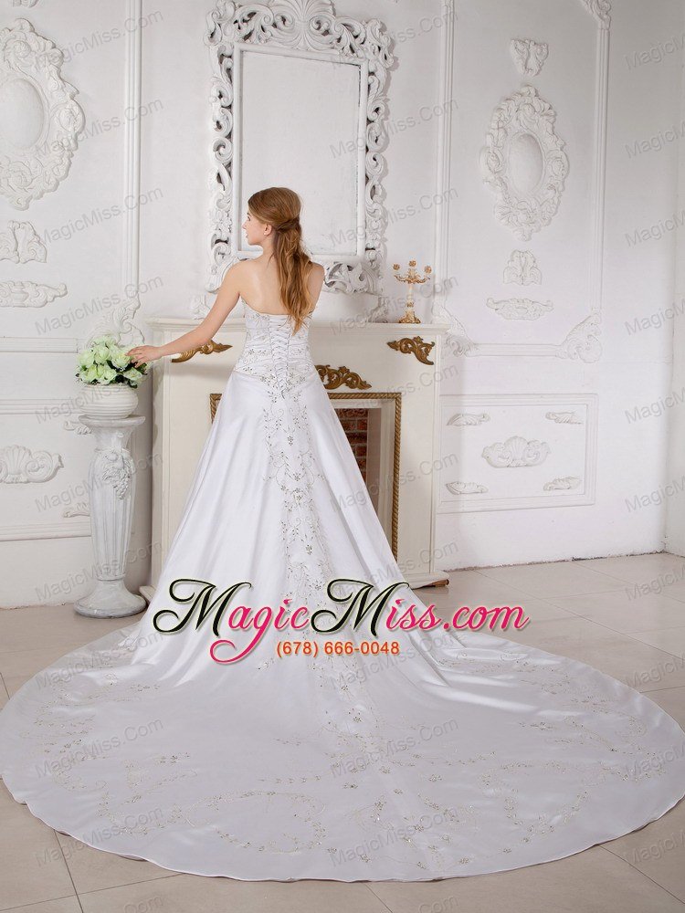 wholesale gorgeous a-line sweetheart court train satin appliques wedding dress