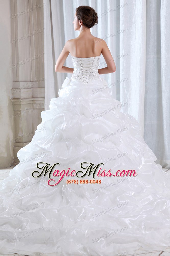 wholesale roamntic a-line strapless court train organza beading and appliques wedding dress