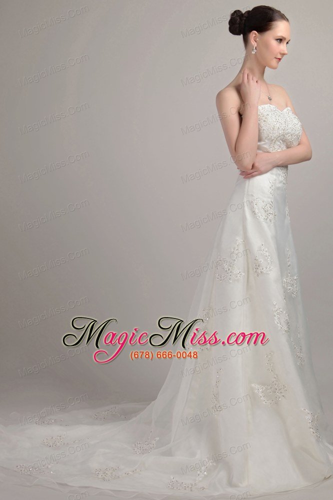 wholesale classical a-line / princess strapless court train tulle beading and embroidery wedding dress