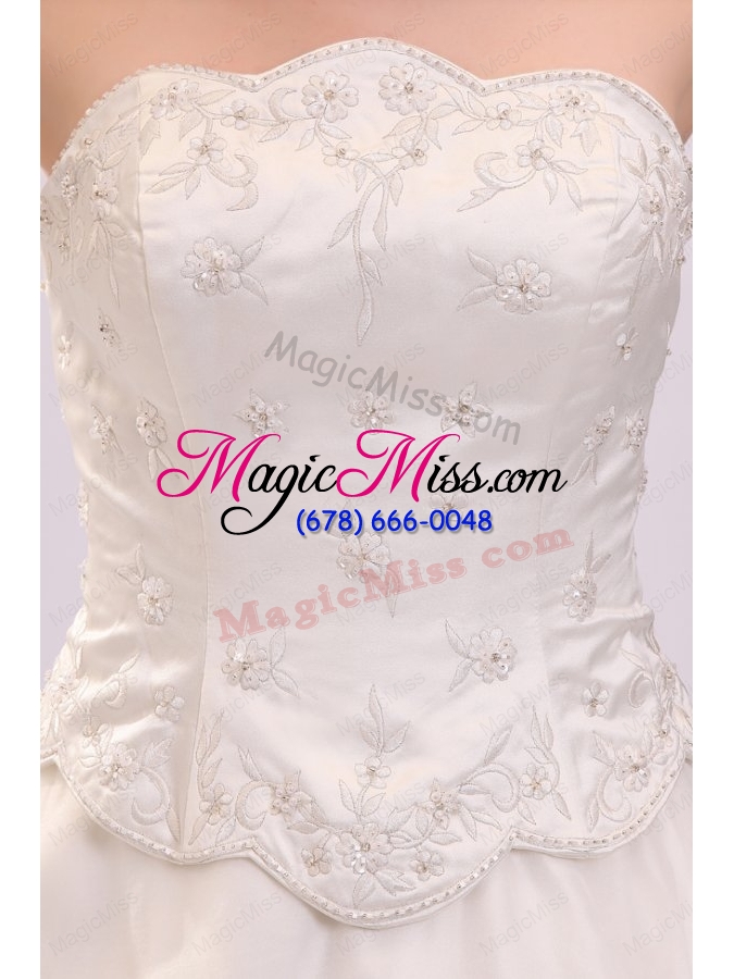 wholesale luxurious strapless a line embroidery chapel train wedding dress