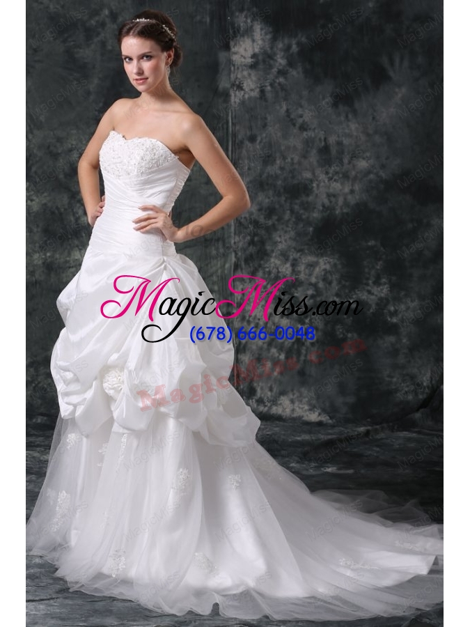 wholesale luxurious a line sweetheart appliques and beading lace up wedding dress