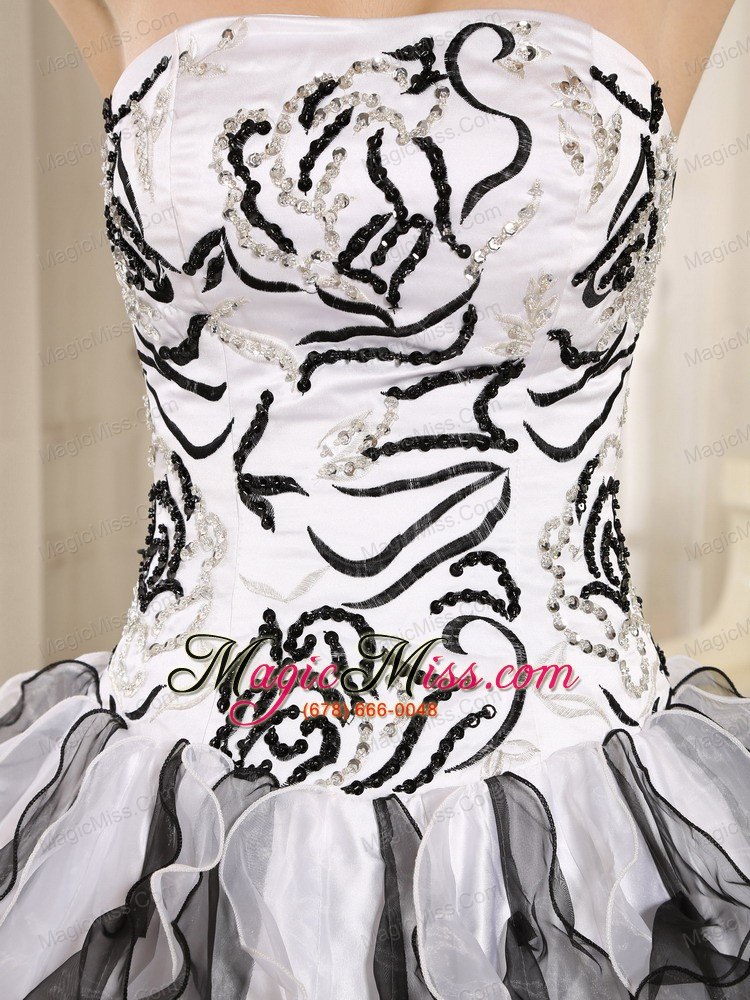 wholesale 2013 multi-color embroidery ruffles quinceanera gowns with strapless