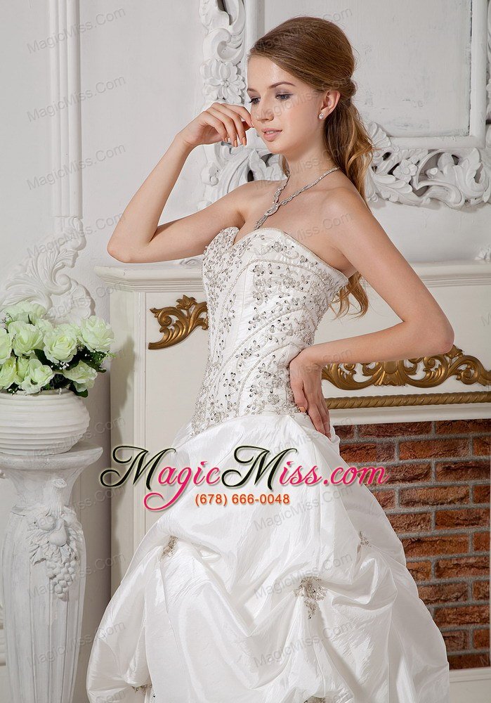 wholesale remarkable a-line sweetheart court train taffeta appliques wedding dress