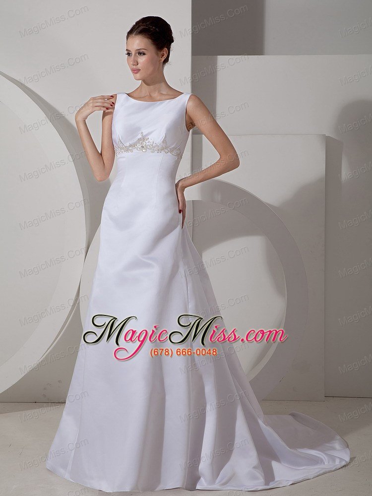 wholesale low price a-line scoop court train satin appliques wedding dress