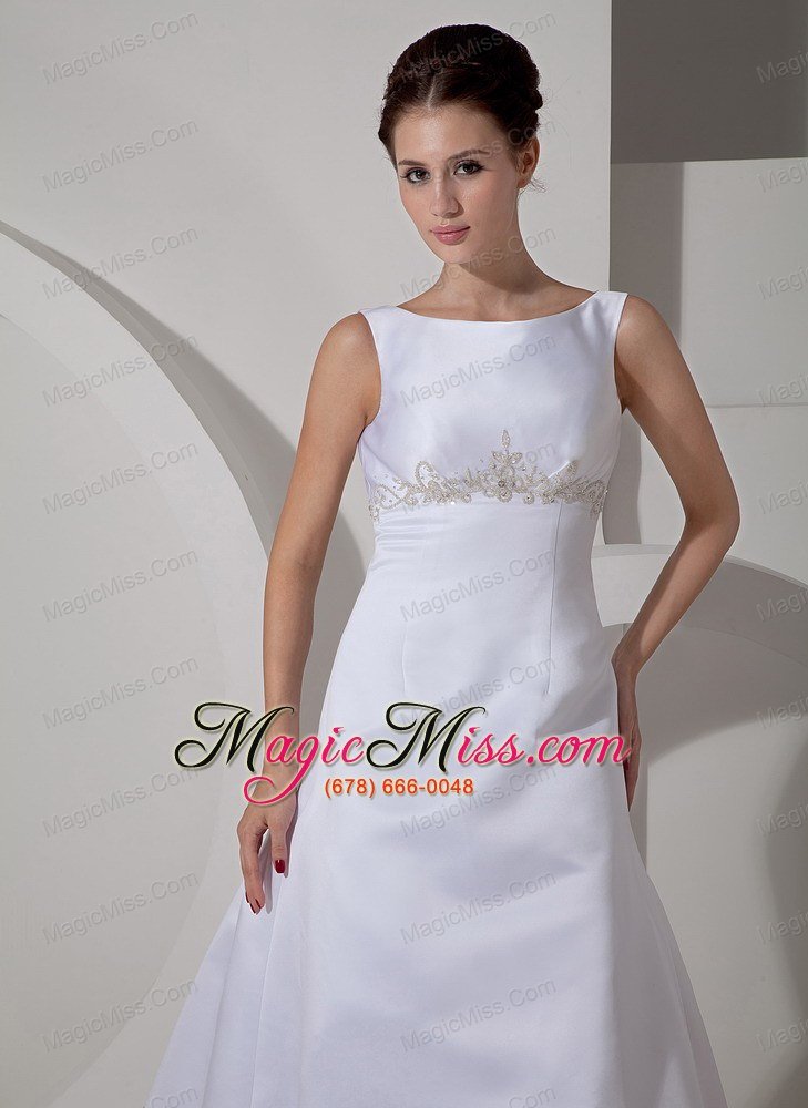 wholesale low price a-line scoop court train satin appliques wedding dress