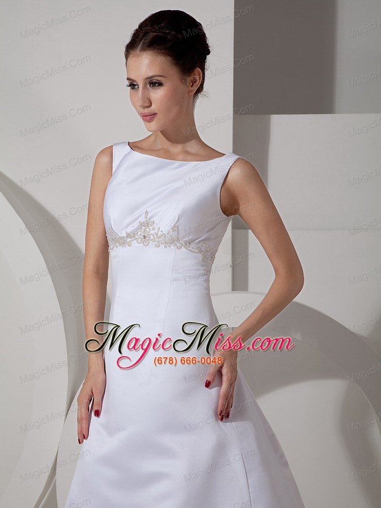 wholesale low price a-line scoop court train satin appliques wedding dress