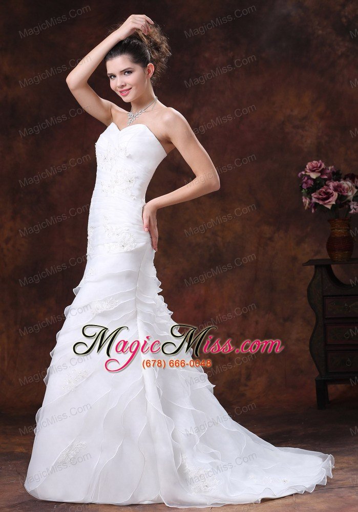 wholesale beautiful and ruched bodice for 2013 wedding dress with appliques sweeetheart organza