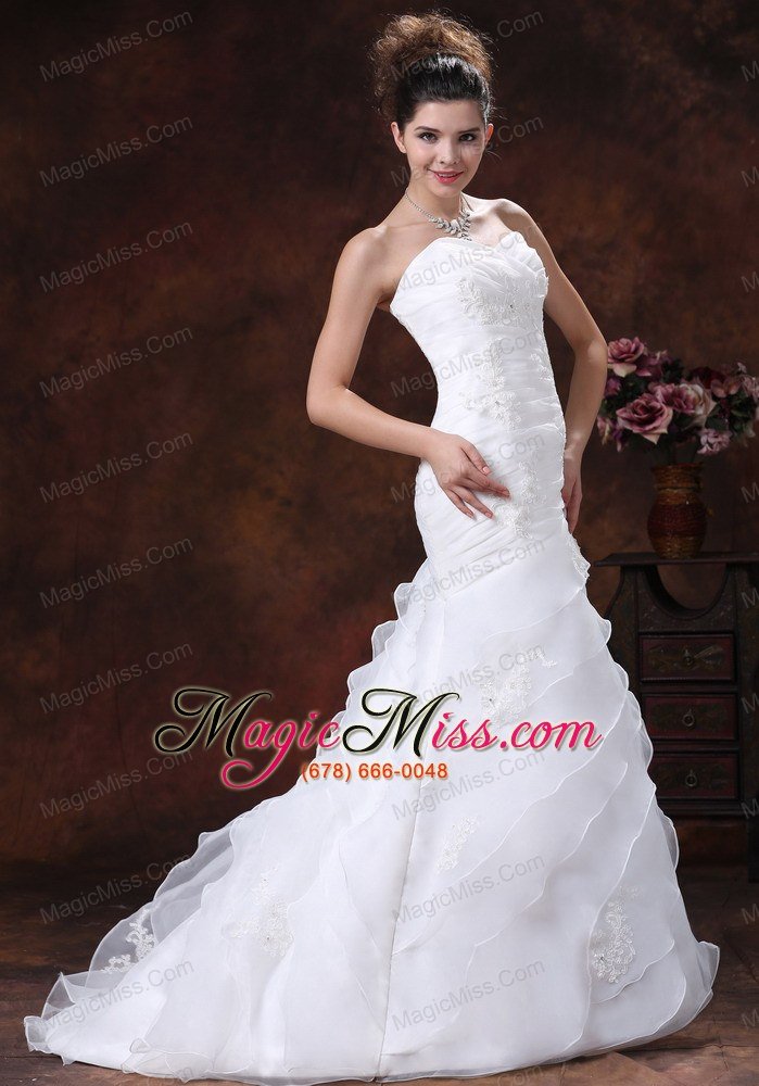 wholesale beautiful and ruched bodice for 2013 wedding dress with appliques sweeetheart organza