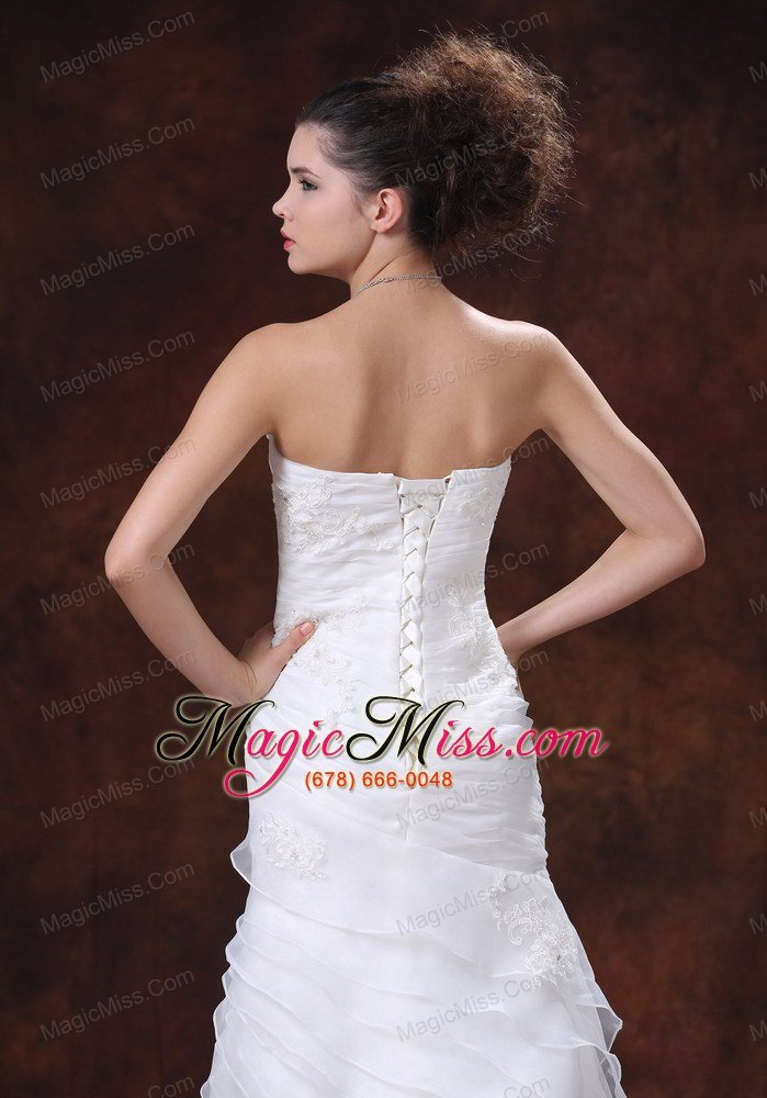 wholesale beautiful and ruched bodice for 2013 wedding dress with appliques sweeetheart organza