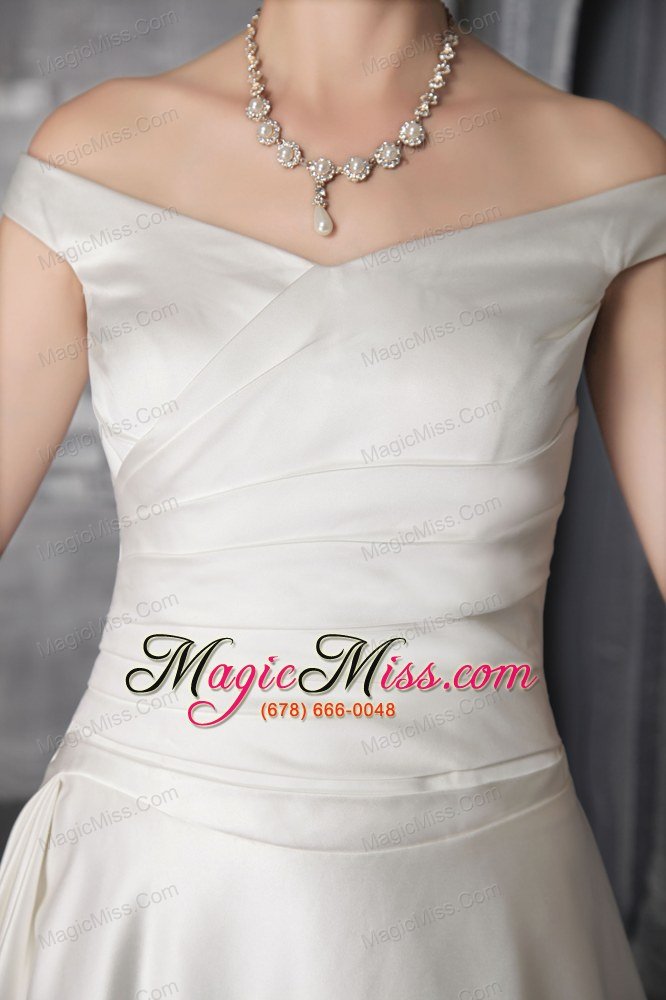 wholesale white column/sheath off the shoulder court train satin pleat wedding dress