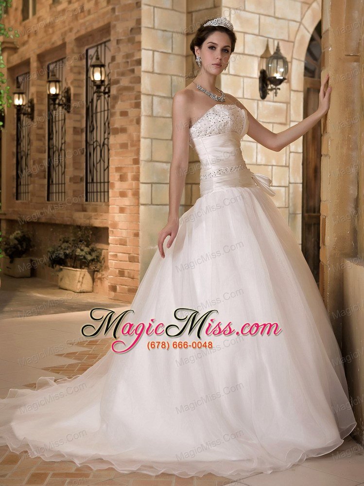 wholesale elegant a-line strapless sweep train taffeta and organza beading wedding dress