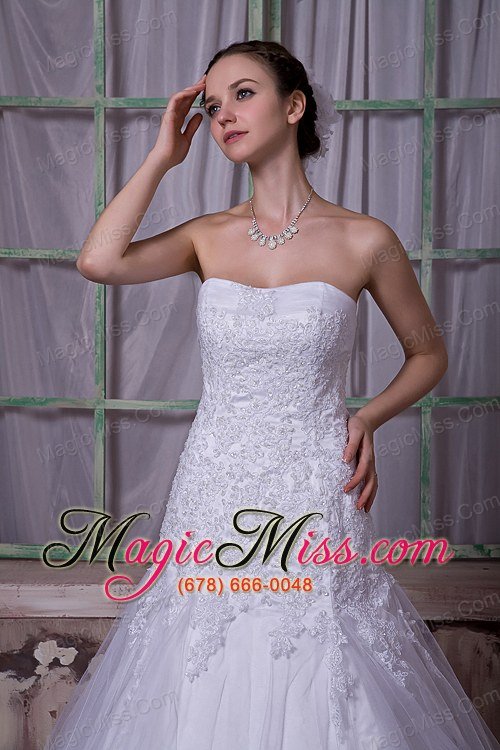 wholesale custom made a-line strapless court train taffeta and tulle appliques wedding dress