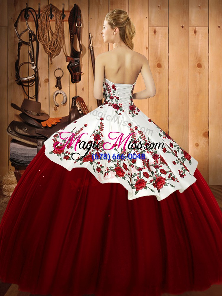 wholesale chic sleeveless satin and tulle floor length lace up quinceanera gowns in green with appliques and embroidery