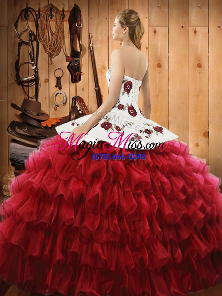 wholesale customized wine red organza lace up quinceanera gowns sleeveless floor length embroidery and ruffled layers