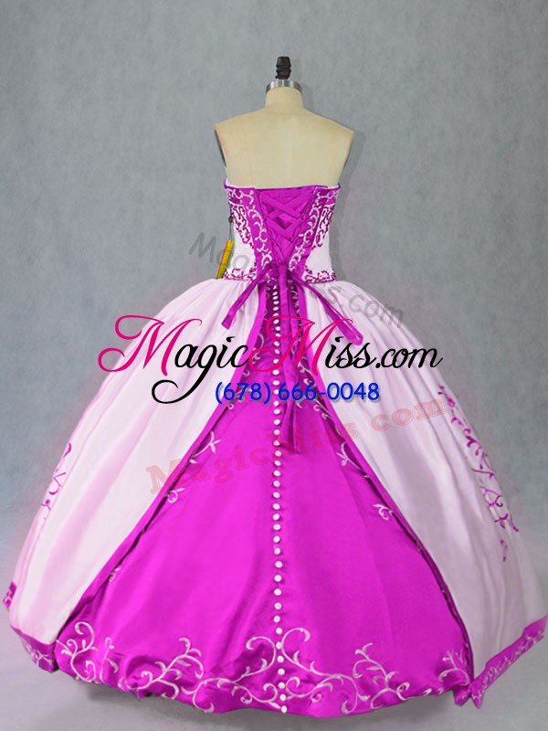 wholesale sleeveless floor length embroidery lace up quinceanera dresses with white and purple