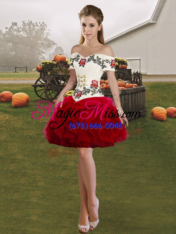 wholesale tulle off the shoulder sleeveless lace up embroidery and ruffles 15th birthday dress in white and red