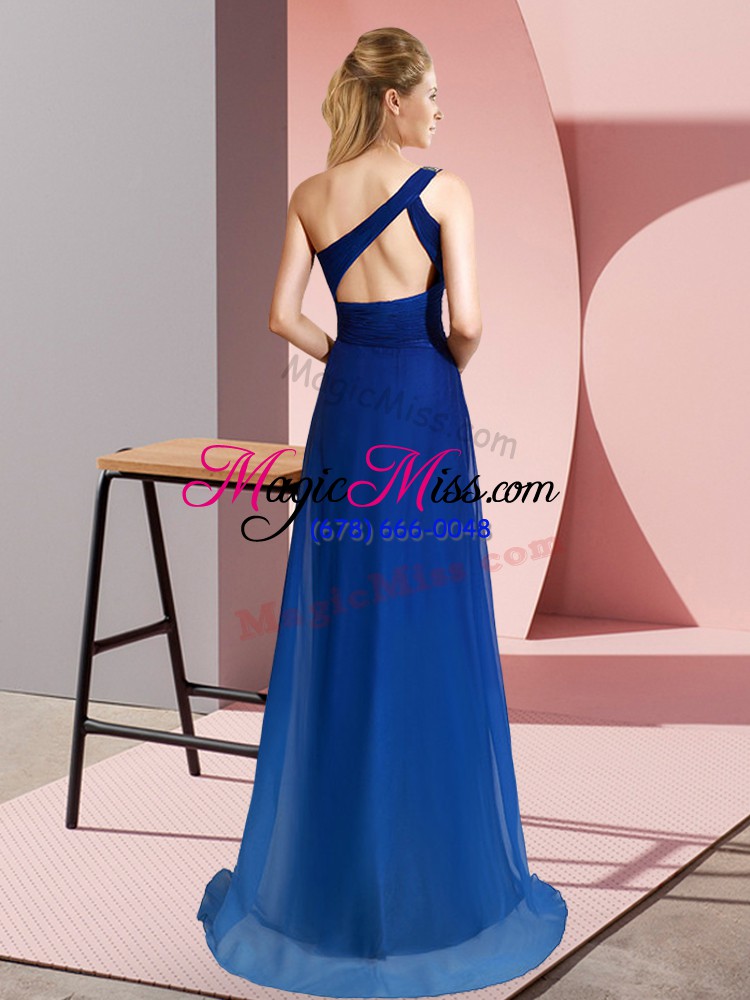 wholesale discount chiffon sleeveless prom dresses brush train and beading