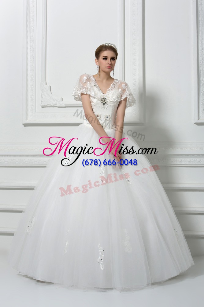 wholesale white v-neck neckline beading and appliques wedding gowns short sleeves lace up