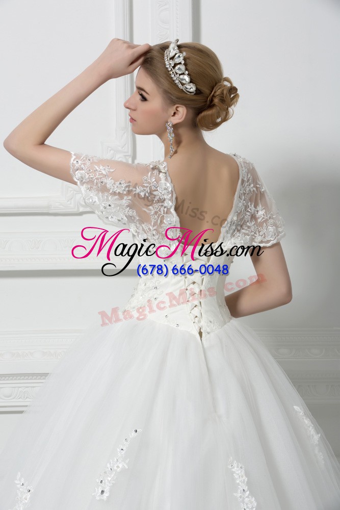 wholesale white v-neck neckline beading and appliques wedding gowns short sleeves lace up