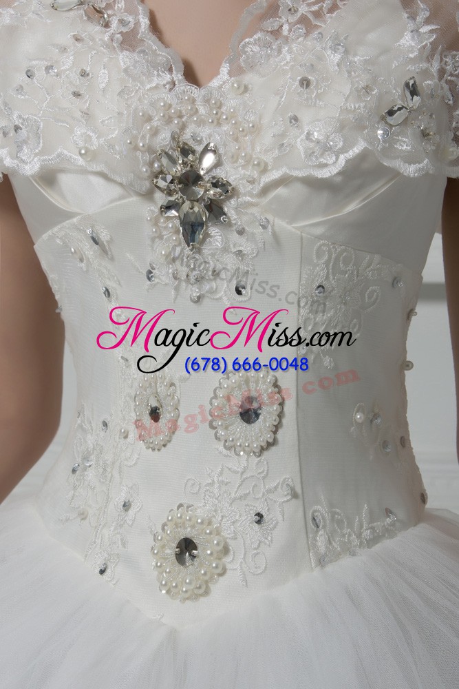 wholesale white v-neck neckline beading and appliques wedding gowns short sleeves lace up