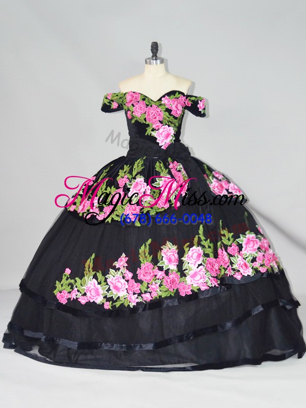 wholesale flirting black lace up quinceanera gowns embroidery sleeveless brush train